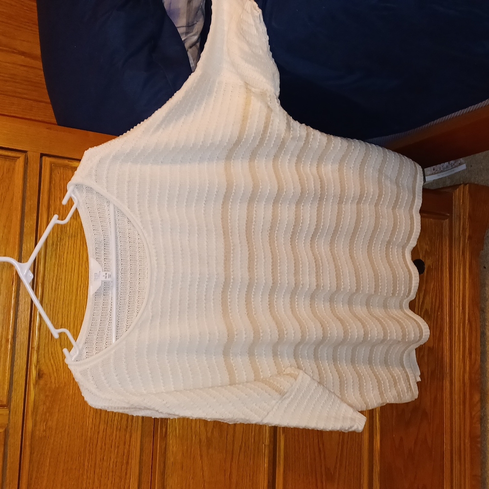 Time and tru L bat wing knit top